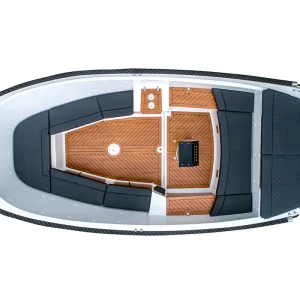 Grundriss der Corsiva 650 Tender mit Sonnenliege und Cockpit